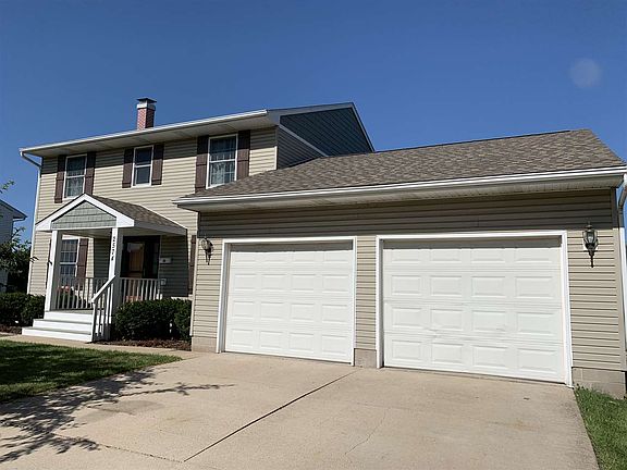 2nd image of 2574 Costa Dr