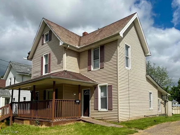 1203 Woodland St NE, Warren, OH 44483