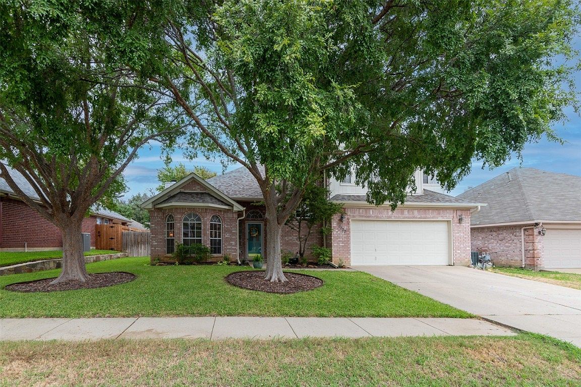 6829 Dogwood Ln, North Richland Hills, TX 76182 Zillow