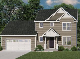 327 Yellowstone Dr, Hartford, WI 53027
