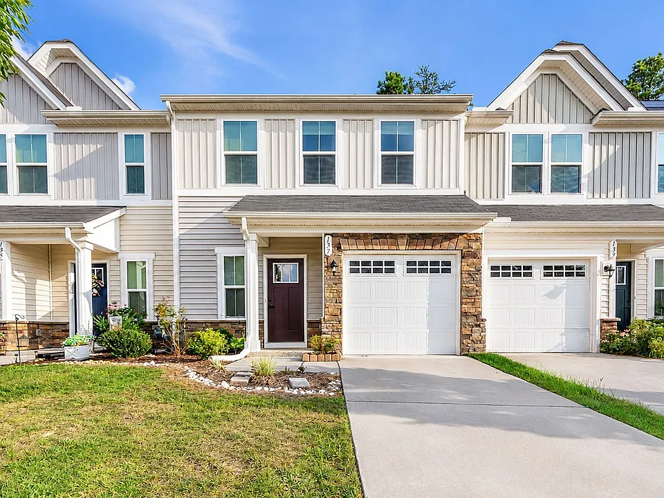 137 Capeside Ct