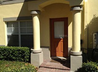 208 Coquina Bay Dr, Saint Petersburg, FL 33705