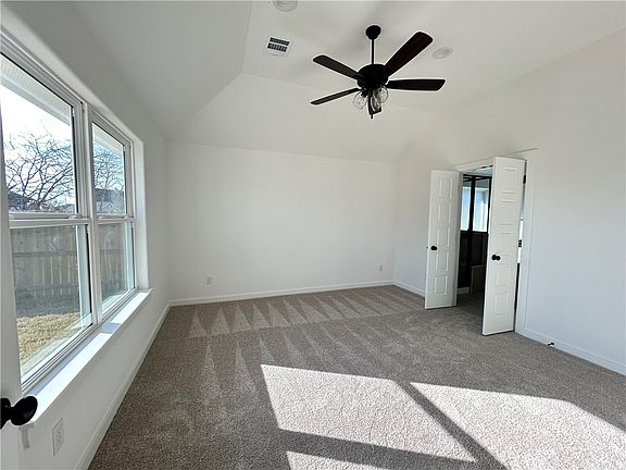5th image of 3030 Teller Dr
