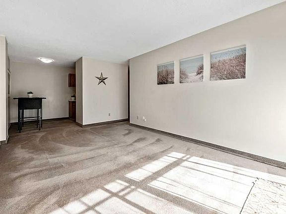 3rd image of 339 S 13th Ave SW #509