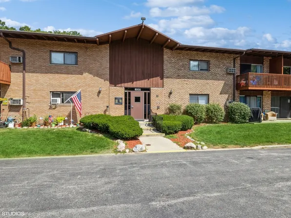 8000 Archer Ave APT A120, Willow Springs, IL 60480