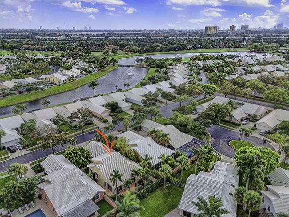 3rd image of 2347 Saratoga Bay Drive