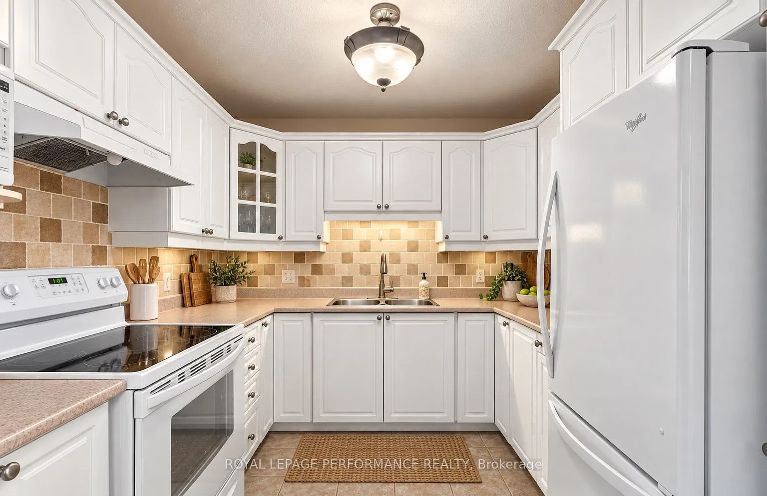 2 bed, $2,150 — Photo 2