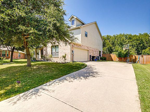 4th image of 3826 Juniper Hills Dr