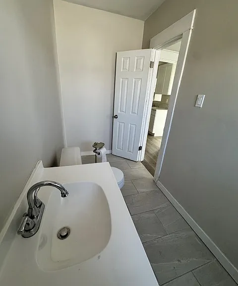 211 W Avenue 26 — Photo 16