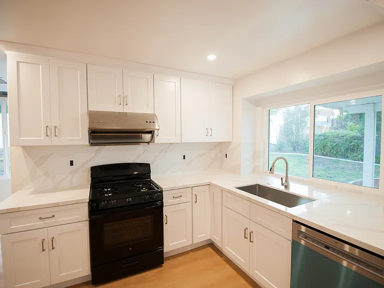 30966 Riverton Ln — Photo 14