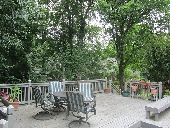 4th image of 260 Indian Springs Dr
