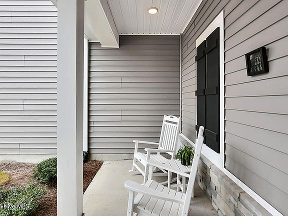 3rd image of 7402 Springwater Drive