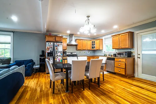 61 Carlisle St #61 Photo 1