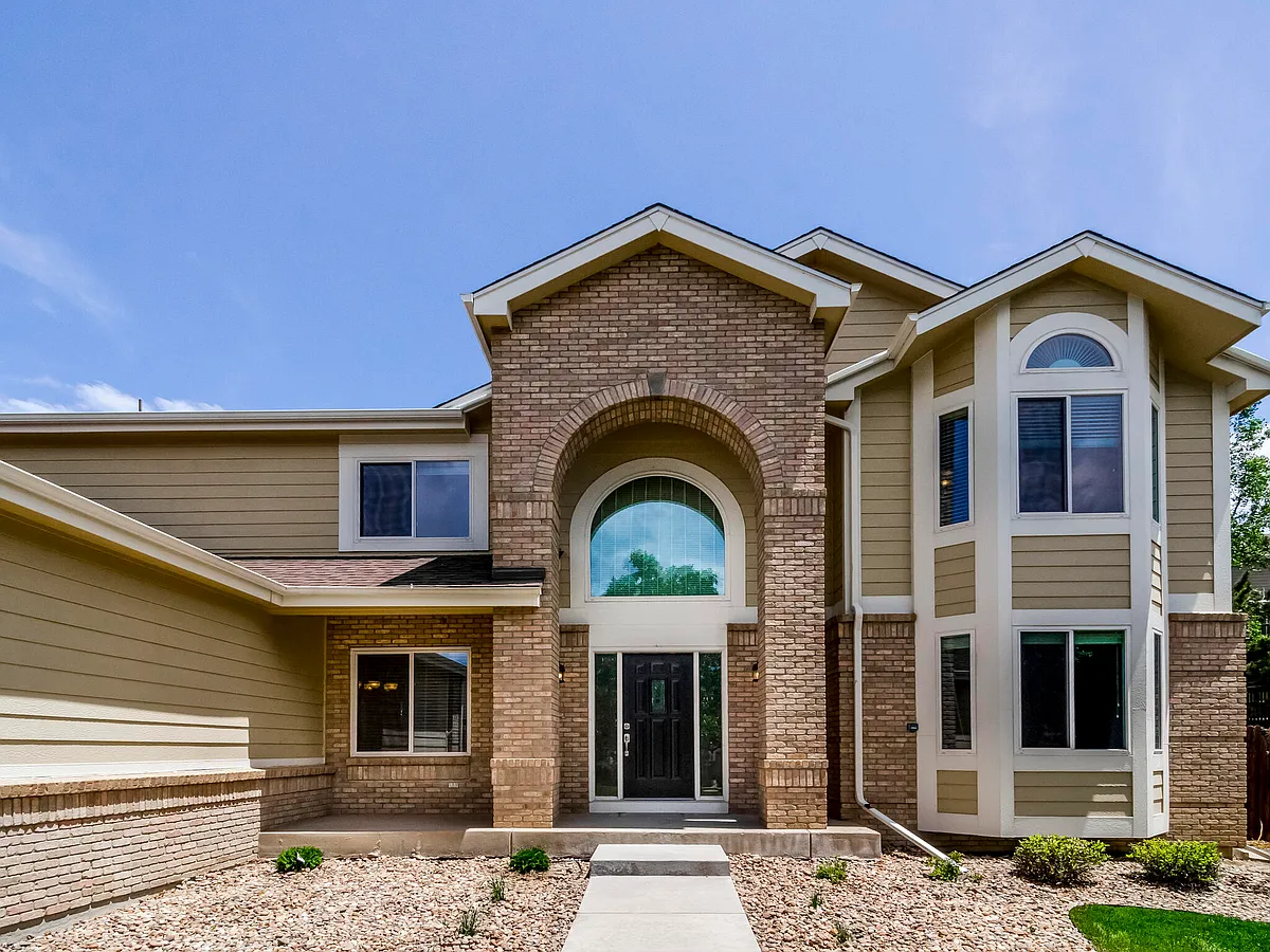 Building Photo - 10272 Dunsford Dr