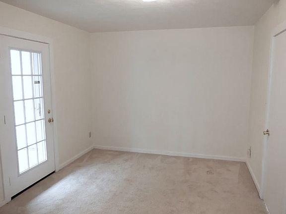 2nd image of 2100 E Ocean View Ave APT 4