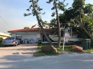 184 Pago Pago Dr W, Naples, FL 34113