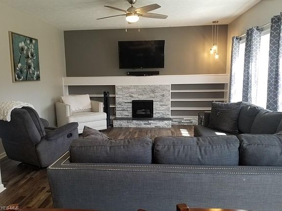 4th image of 37552 Tail Feather Dr