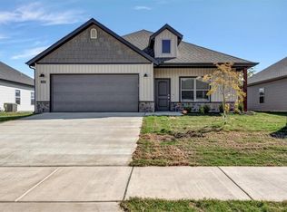 1110 Monarch Rd, Centerton, AR 72719