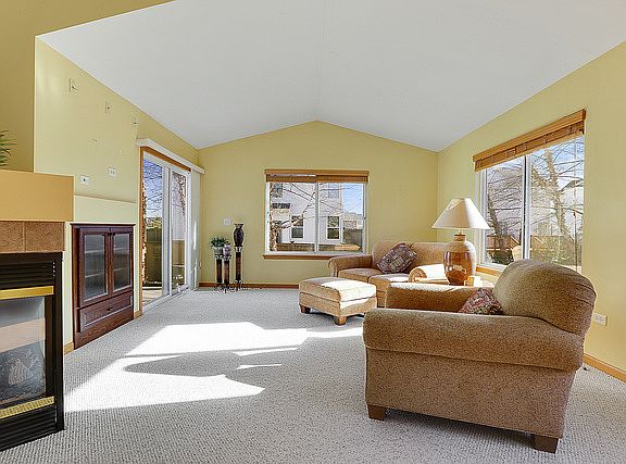 5th image of 3608 Thoroughbred Ln
