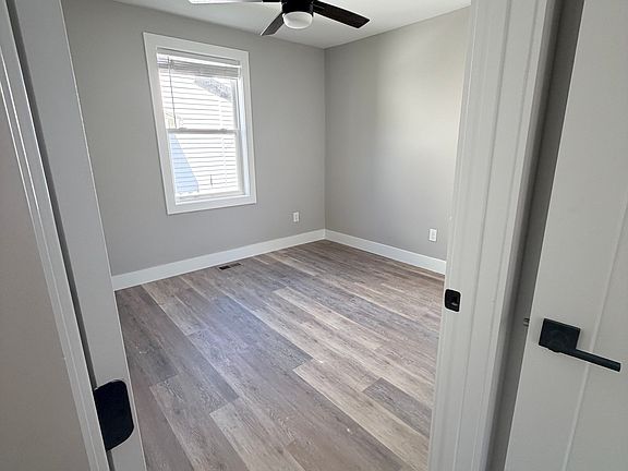 4th image of 2734 Jefferson Ave