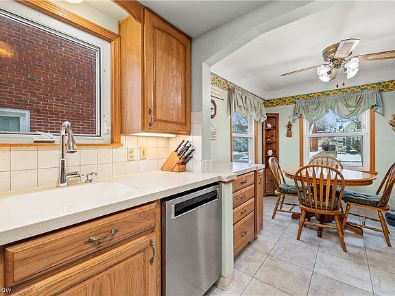 4th image of 4518 Dawnshire Dr