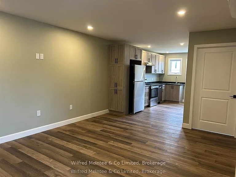 187 Balaklava St #1 — Photo 14