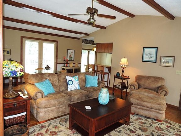 2nd image of 4756 Highview Dr