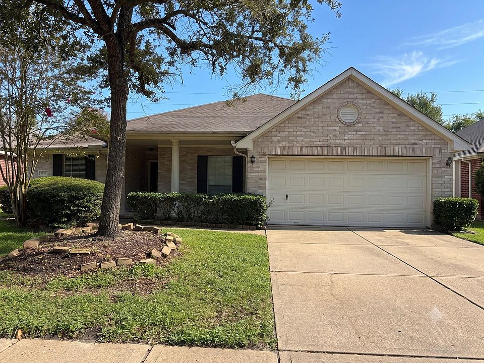 1st image of 3823 Canton Dr