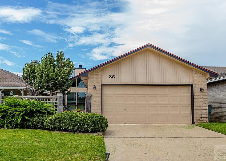 1st image of 36 Campeche Cir