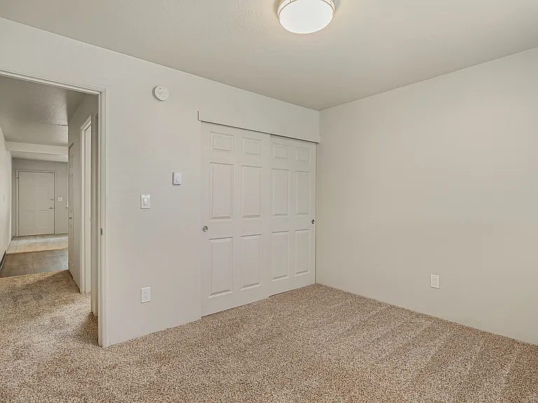1x1 - Bedroom