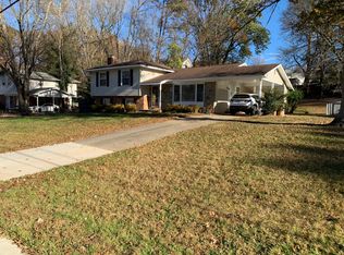 16823 Bethayres Rd, Rockville, MD 20855