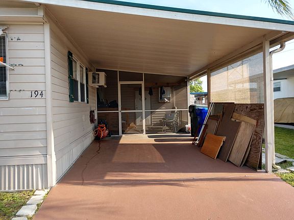 3rd image of 194 Gober St