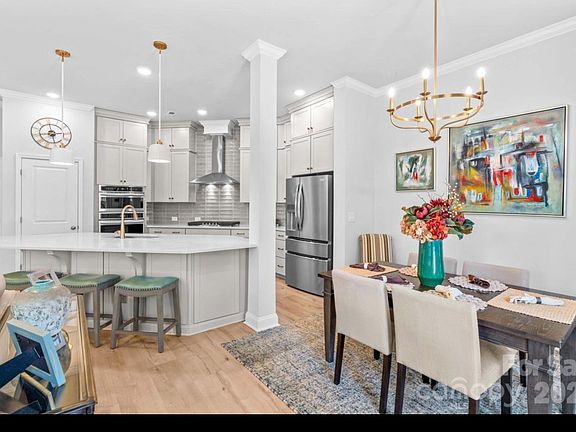 4th image of 9033 Charles Francis Ln #A