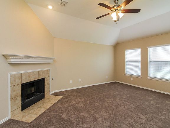 2nd image of 110 Rock Meadow Trl