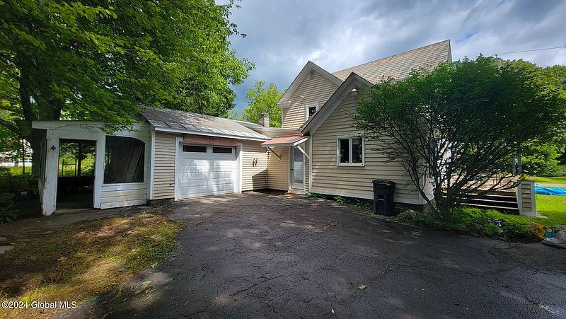 4th image of 6 Simpson Street