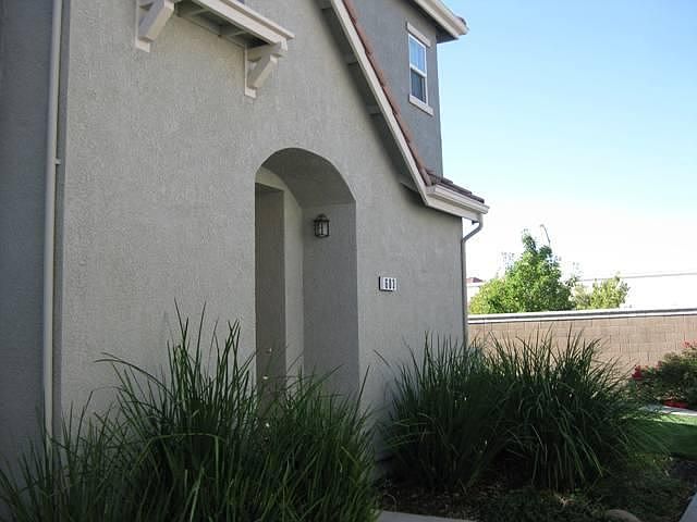 1st image of 603 Dante Cir