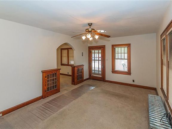 5th image of 126 E B St