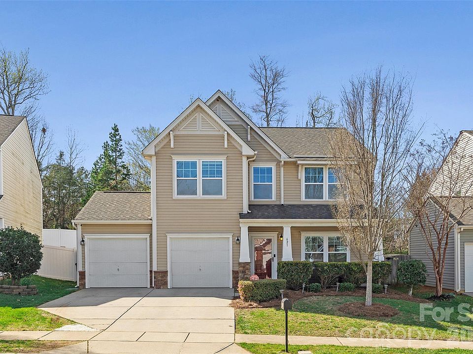 1st image of 621 Rook Rd