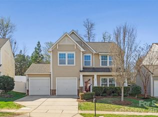 621 Rook Rd, Charlotte, NC 28216