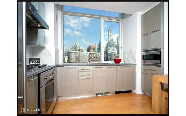 Rented by Douglas Elliman | media 2