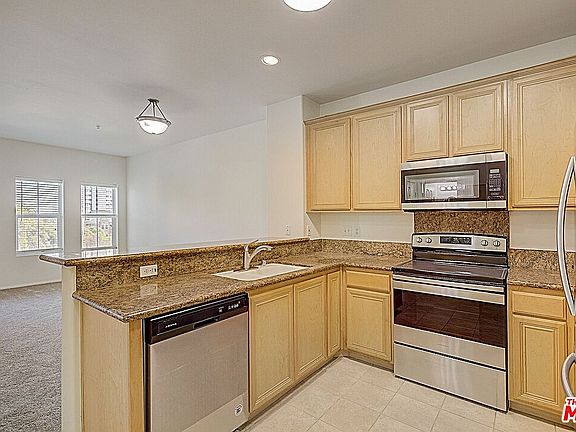 2nd image of 3550 Torrance Blvd Unit 302
