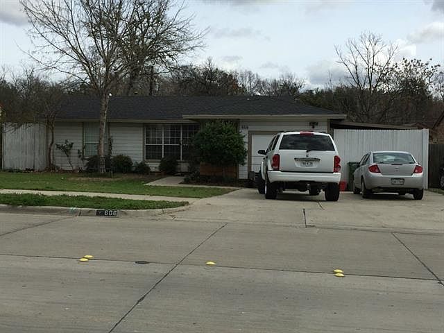 1st image of 606 Briarwood Cir