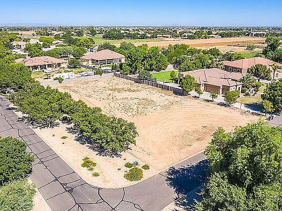 1st image of 22504 S 199th Cir