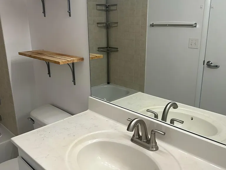 350 G St SW #525 — Photo 11