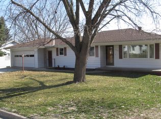 540 N 5th St, Arlington, NE 68002