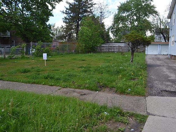 5th image of 13115 Rexwood Ave