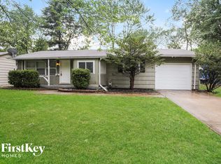8820 Manchester Ave, Kansas City, MO 64138