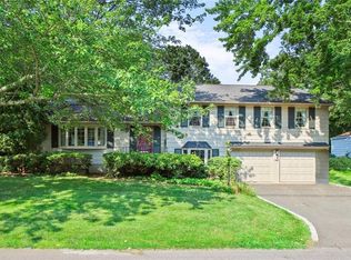113 Daves Ln, Southport, CT 06890
