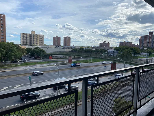 Rented by Bruma Realty LLC | media 1