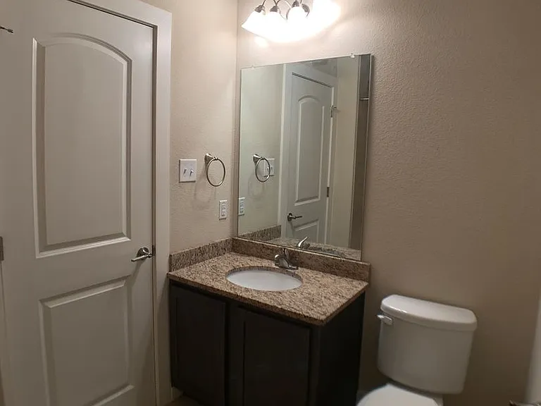 711 Gristmill Dr — Photo 21
